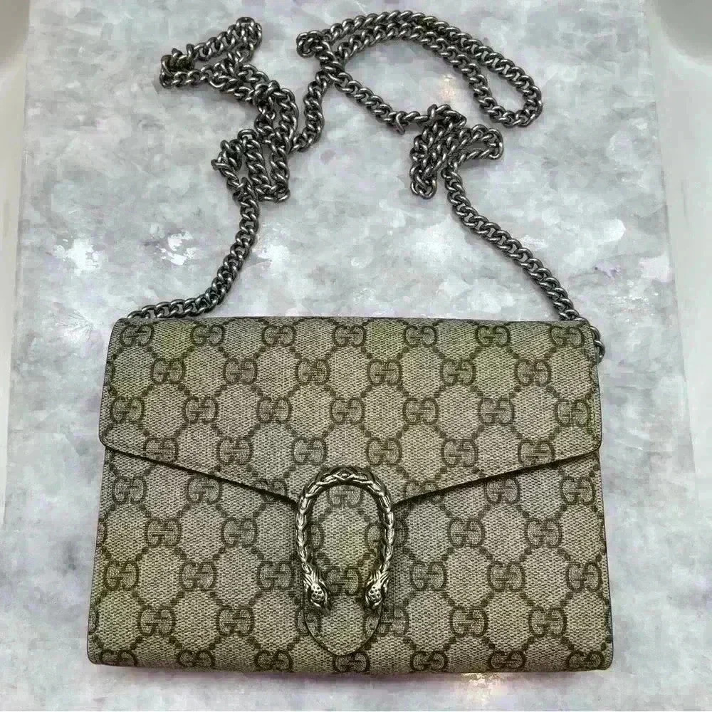 GUCCI GG Supreme Monogram Mini Dionysus Chain Wallet - Picture 1 of 7